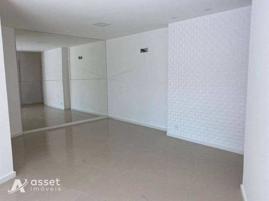 Foto 5 de Apartamento com 3 Quartos à venda, 120m² em Charitas, Niterói