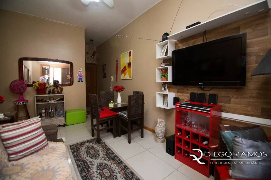 Foto 4 de Apartamento com 3 Quartos à venda, 54m² em Cristo Redentor, Porto Alegre