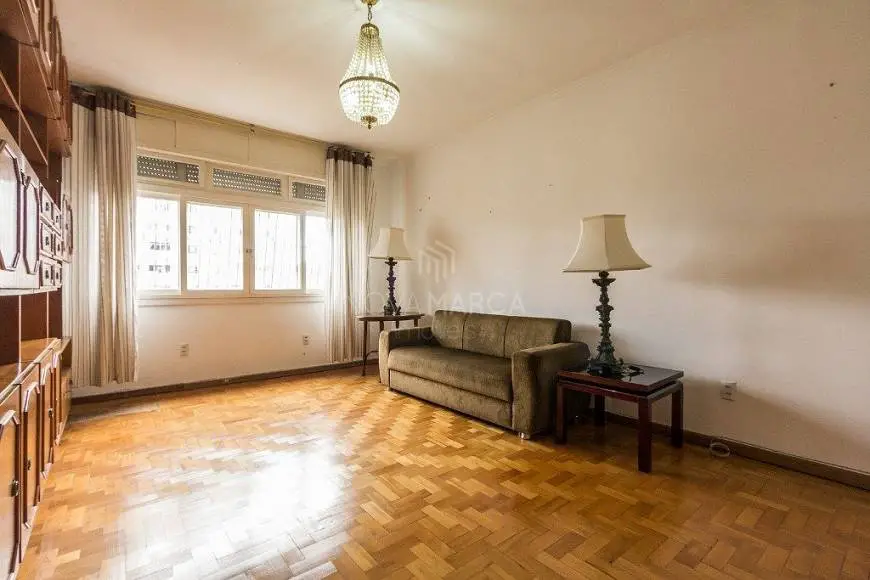 Foto 3 de Apartamento com 3 Quartos para alugar, 109m² em Rio Branco, Porto Alegre