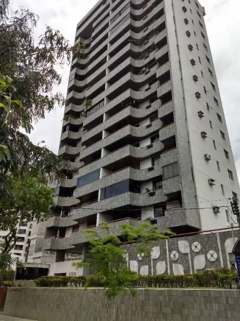Foto 1 de Apartamento com 3 Quartos à venda, 168m² em Tamarineira, Recife
