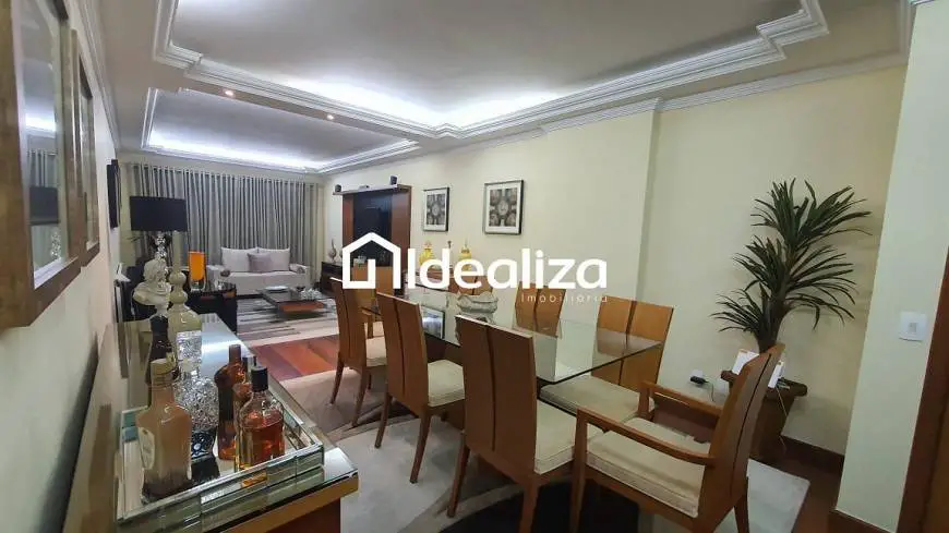Foto 3 de Apartamento com 3 Quartos à venda, 165m² em Varzea, Teresópolis