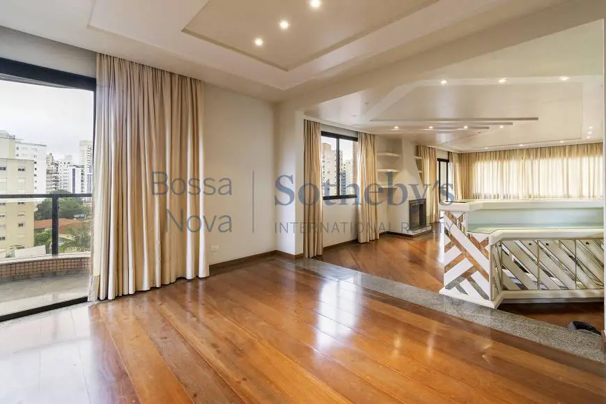 Foto 1 de Apartamento com 4 Quartos à venda, 235m² em Planalto Paulista, São Paulo