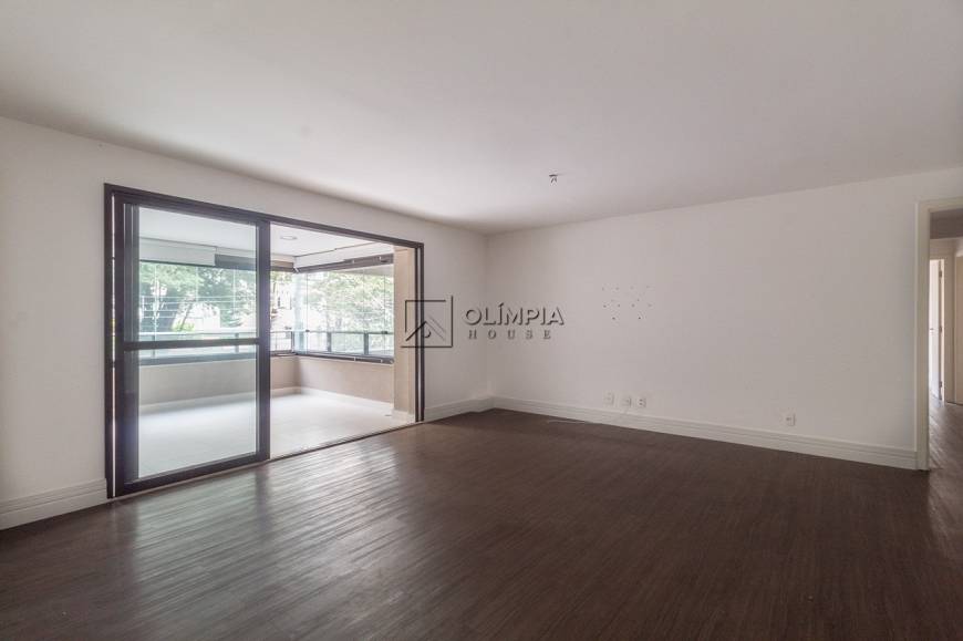 Foto 3 de Apartamento com 4 Quartos para alugar, 155m² em Pompeia, São Paulo