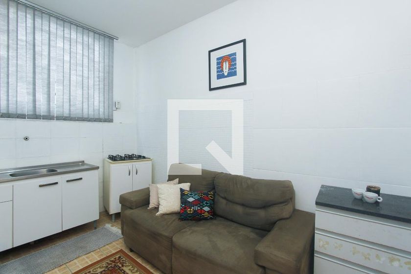 Foto 1 de Casa com 1 Quarto para alugar, 30m² em Jardim Carvalho, Porto Alegre