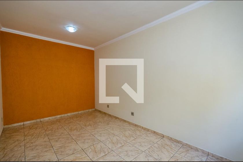 Foto 1 de Casa com 3 Quartos para alugar, 100m² em Salgado Filho, Belo Horizonte