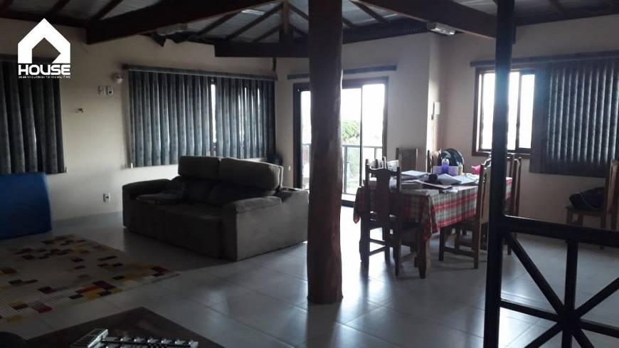 Foto 3 de Casa com 4 Quartos à venda, 350m² em Itapebussu, Guarapari