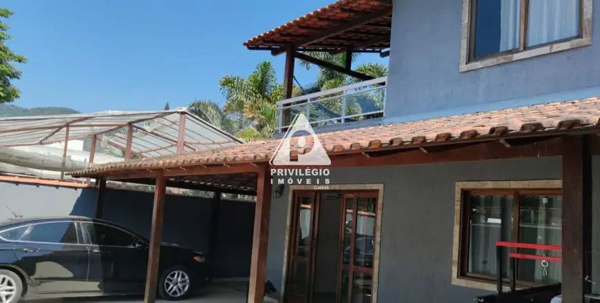 Foto 1 de Casa com 5 Quartos à venda, 360m² em Maravista, Niterói