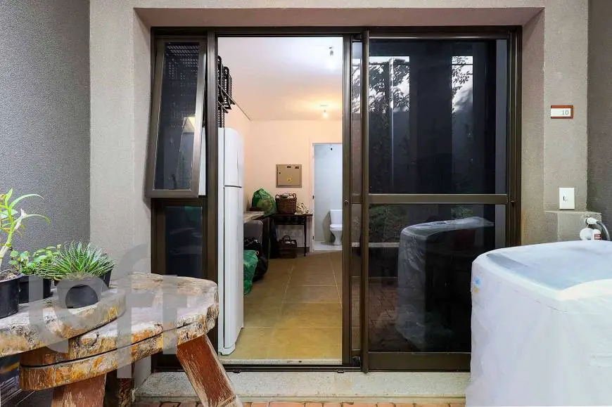 Foto 1 de Apartamento com 1 Quarto à venda, 18m² em Vila Mariana, São Paulo