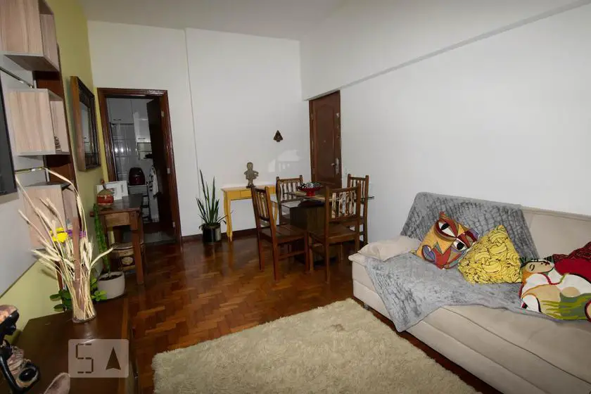 Foto 3 de Apartamento com 2 Quartos para alugar, 68m² em Copacabana, Rio de Janeiro