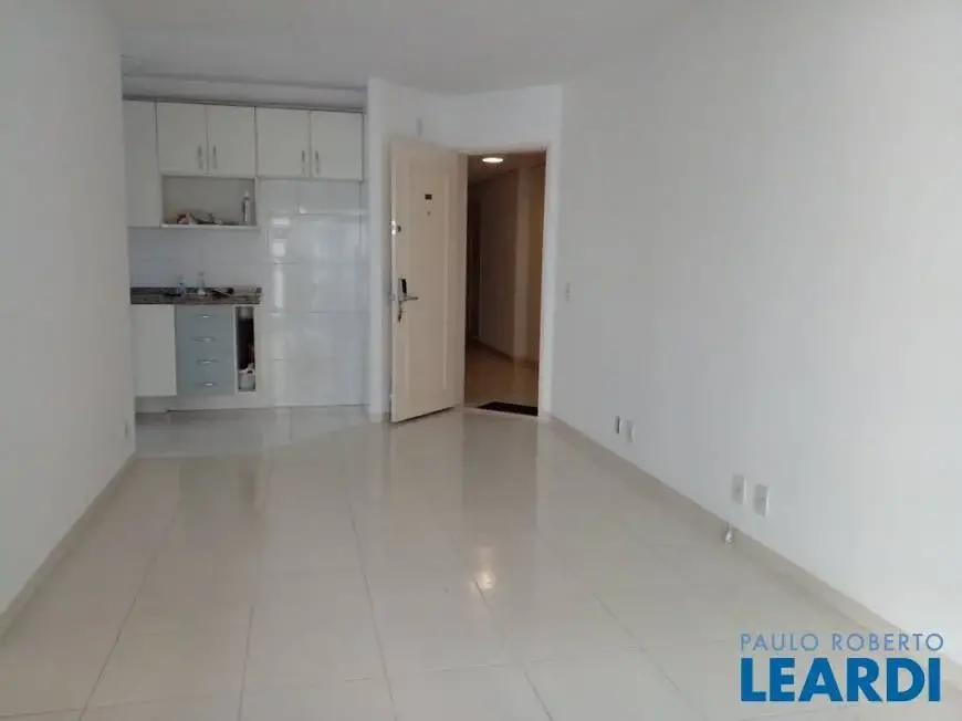 Foto 4 de Apartamento com 2 Quartos para venda ou aluguel, 54m² em Jardim Paulista, São Paulo