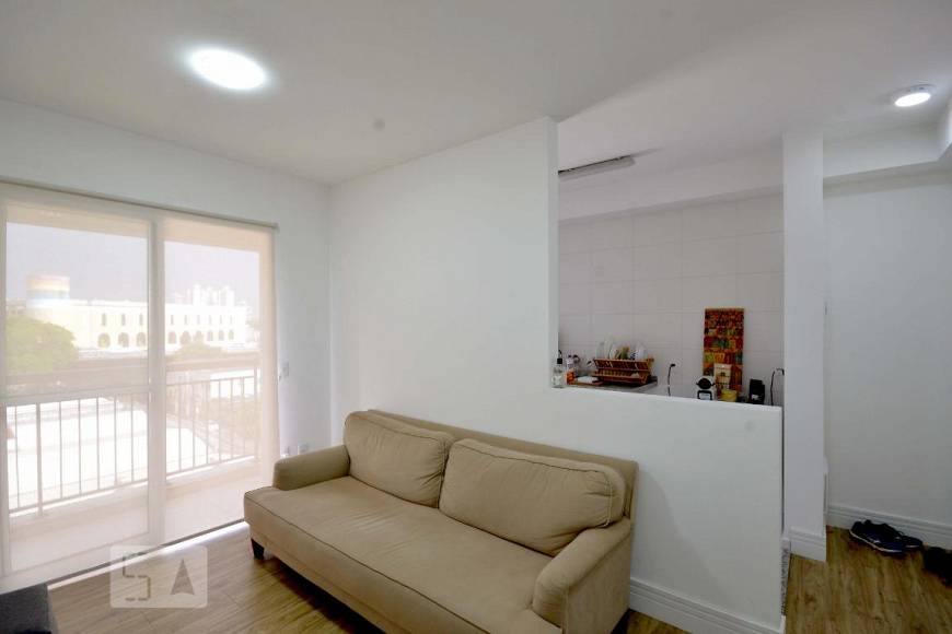 Foto 2 de Apartamento com 2 Quartos para alugar, 55m² em Liberdade, São Paulo