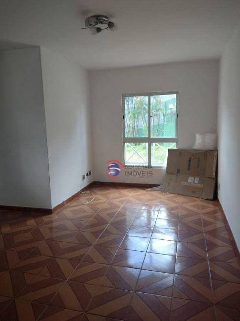 Foto 1 de Apartamento com 2 Quartos à venda, 52m² em Vila Guarara, Santo André