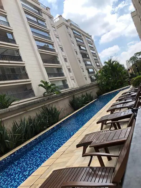 Foto 1 de Apartamento com 3 Quartos para alugar, 140m² em Alto Da Boa Vista, São Paulo