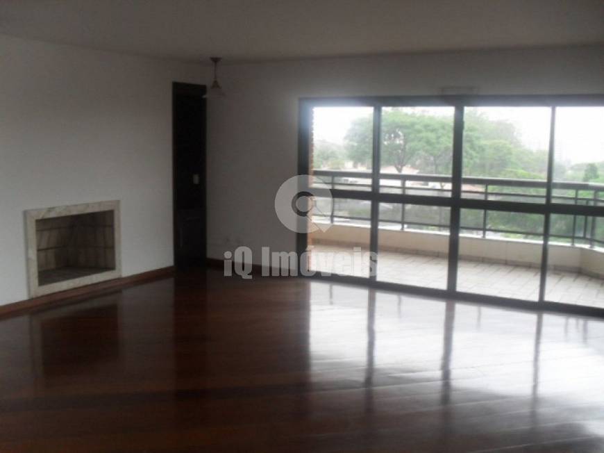 Foto 1 de Apartamento com 3 Quartos à venda, 246m² em Bela Aliança, São Paulo