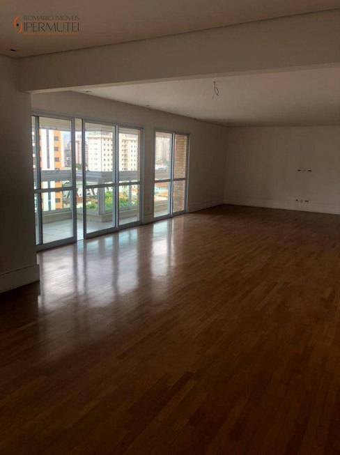 Foto 2 de Apartamento com 3 Quartos à venda, 239m² em Cidade Monções, São Paulo