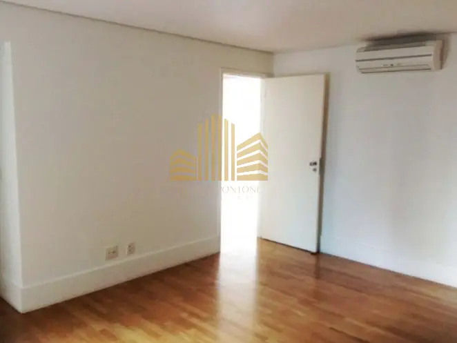 Foto 5 de Apartamento com 3 Quartos à venda, 240m² em Cidade Monções, São Paulo