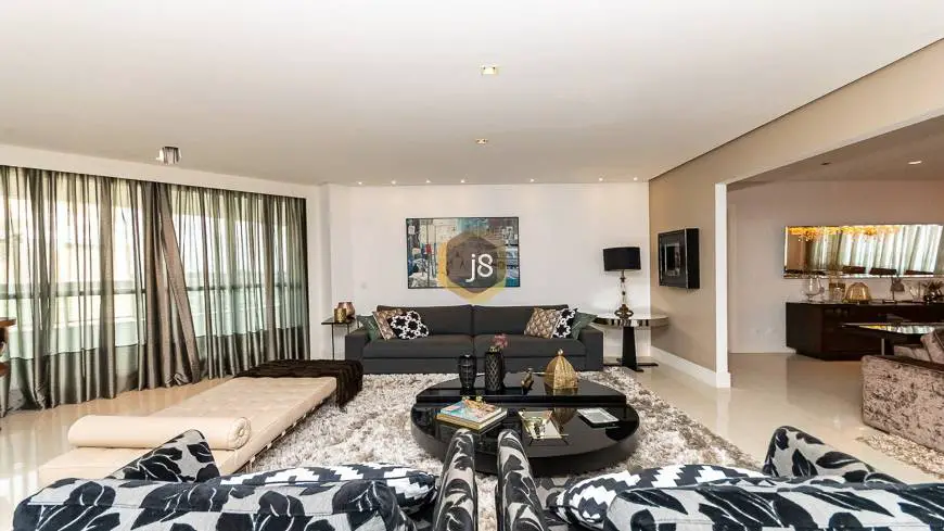 Foto 1 de Apartamento com 3 Quartos para alugar, 214m² em Ecoville, Curitiba