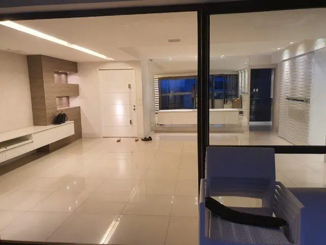 Foto 1 de Apartamento com 3 Quartos à venda, 170m² em Imbiribeira, Recife