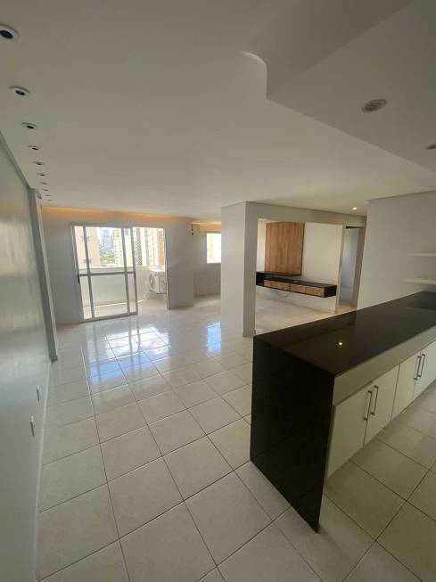 Foto 2 de Apartamento com 3 Quartos à venda, 80m² em Jardim Goiás, Goiânia