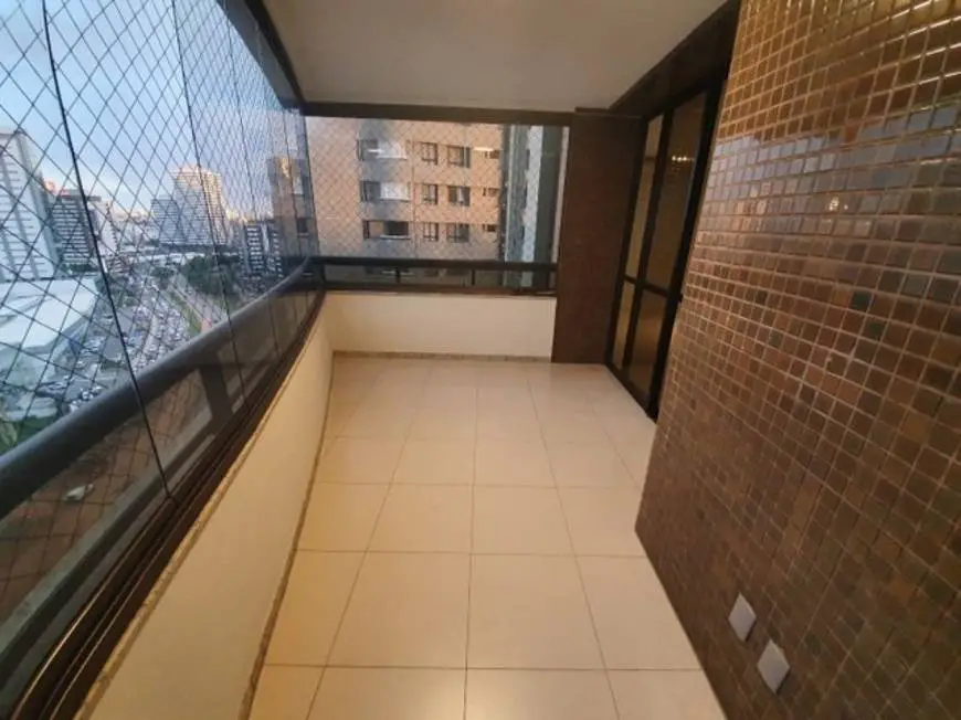 Foto 1 de Apartamento com 3 Quartos para alugar, 150m² em Pituba, Salvador