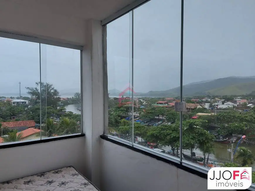 Foto 1 de Apartamento com 3 Quartos para alugar, 80m² em Ponta Negra, Maricá