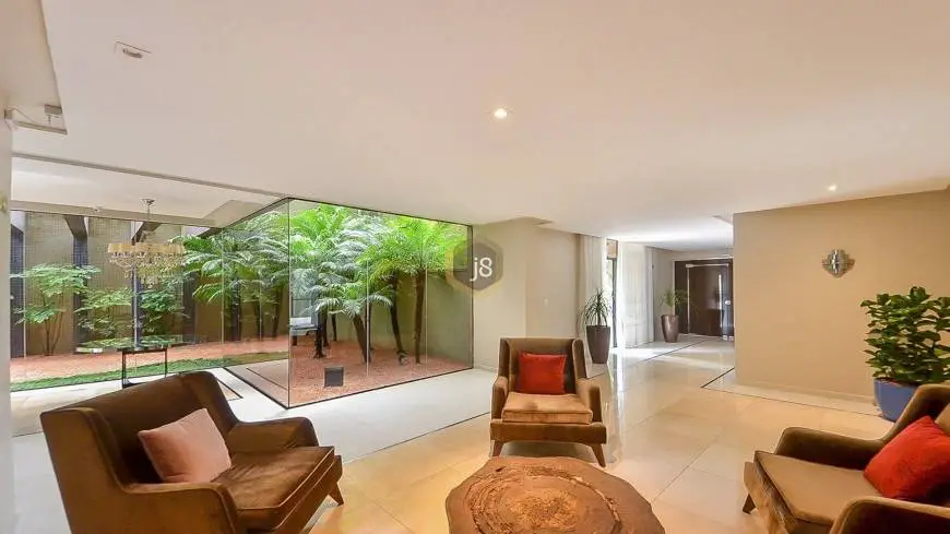 Foto 2 de Apartamento com 4 Quartos para alugar, 164m² em Batel, Curitiba