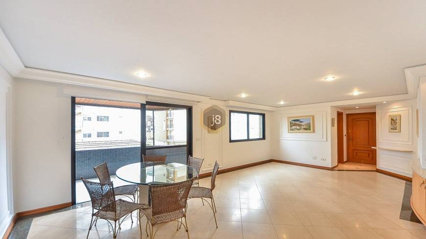 Foto 3 de Apartamento com 4 Quartos para alugar, 164m² em Batel, Curitiba