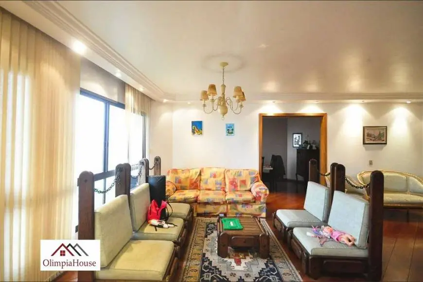 Foto 1 de Apartamento com 4 Quartos para alugar, 254m² em Brooklin, São Paulo