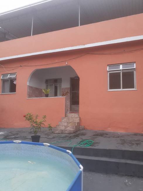Foto 1 de Casa com 2 Quartos para alugar, 100m² em Cascadura, Rio de Janeiro