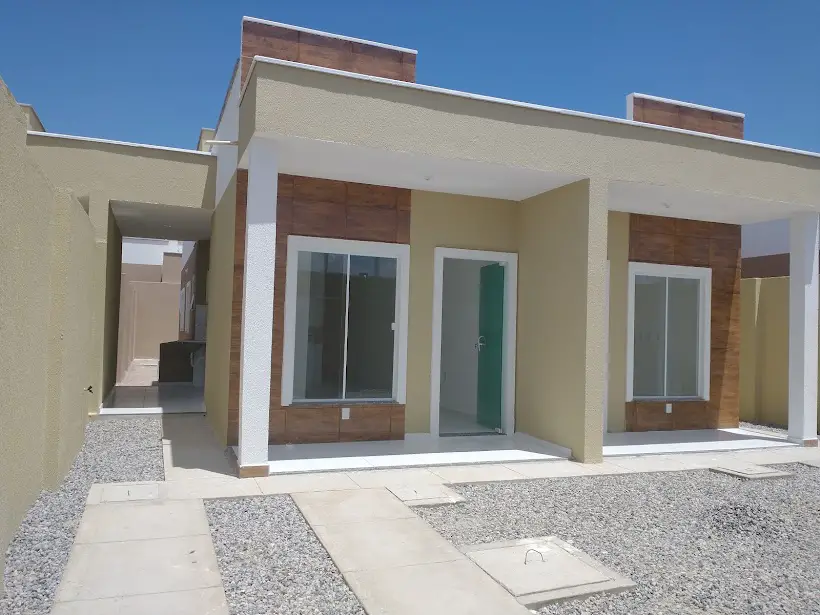 Foto 1 de Casa com 2 Quartos à venda, 66m² em Icarai, Caucaia