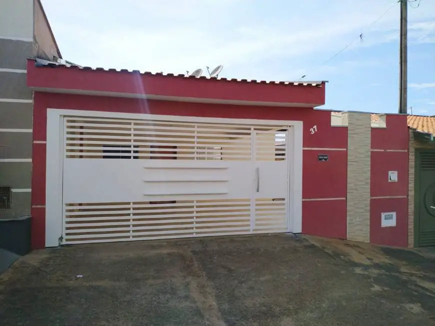 Foto 1 de Casa com 2 Quartos para alugar, 120m² em Residencial Sao Pedro, Rio das Pedras