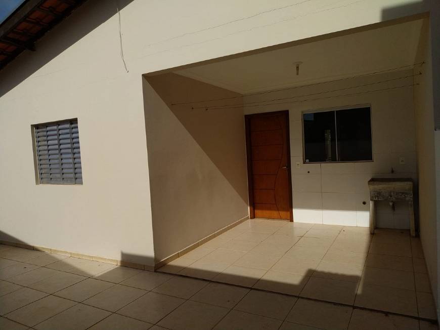 Foto 4 de Casa com 2 Quartos para alugar, 120m² em Residencial Sao Pedro, Rio das Pedras