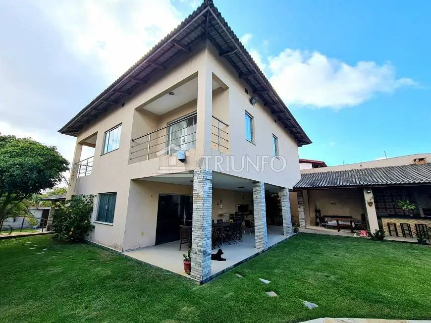 Foto 1 de Casa com 3 Quartos à venda, 380m² em De Lourdes, Fortaleza