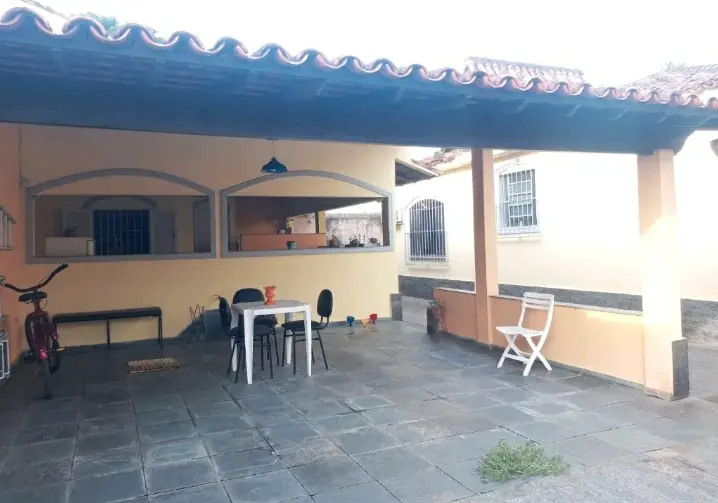Foto 2 de Casa com 3 Quartos à venda, 169m² em Itaipu, Niterói