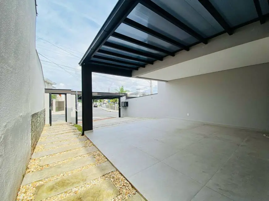 Foto 4 de Casa com 3 Quartos à venda, 171m² em Saguaçú, Joinville