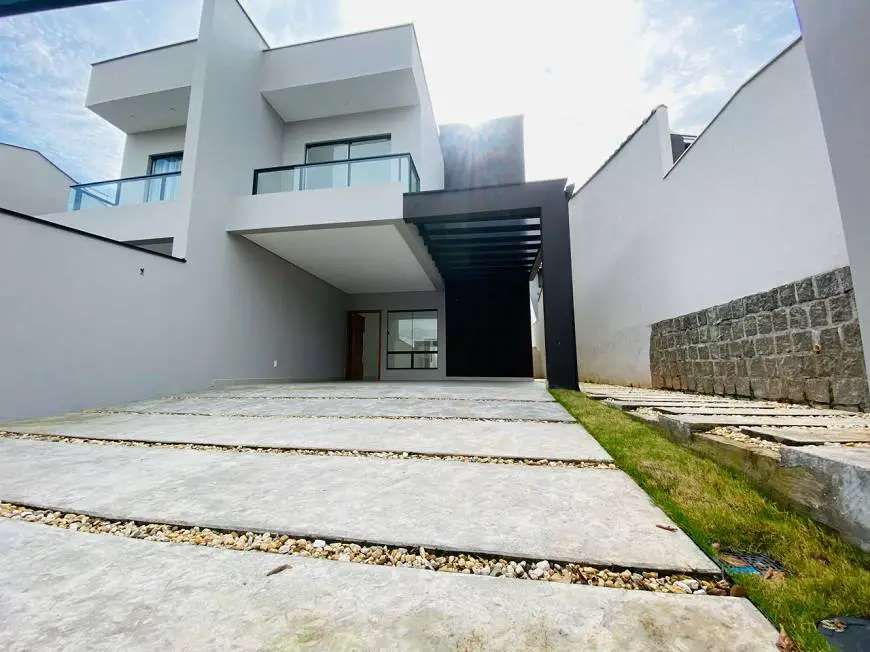 Foto 5 de Casa com 3 Quartos à venda, 171m² em Saguaçú, Joinville