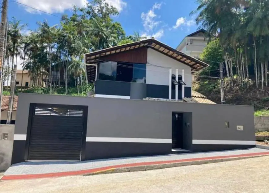 Foto 1 de Casa com 3 Quartos à venda, 170m² em Vila Lenzi, Jaraguá do Sul