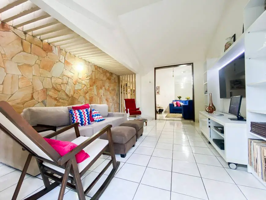 Foto 1 de Casa com 4 Quartos à venda, 294m² em Neópolis, Natal