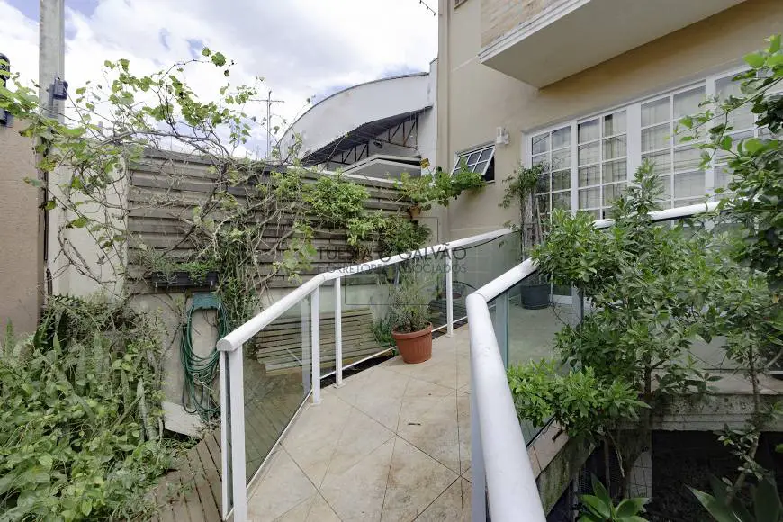 Foto 1 de Casa de Condomínio com 4 Quartos à venda, 269m² em Rebouças, Curitiba