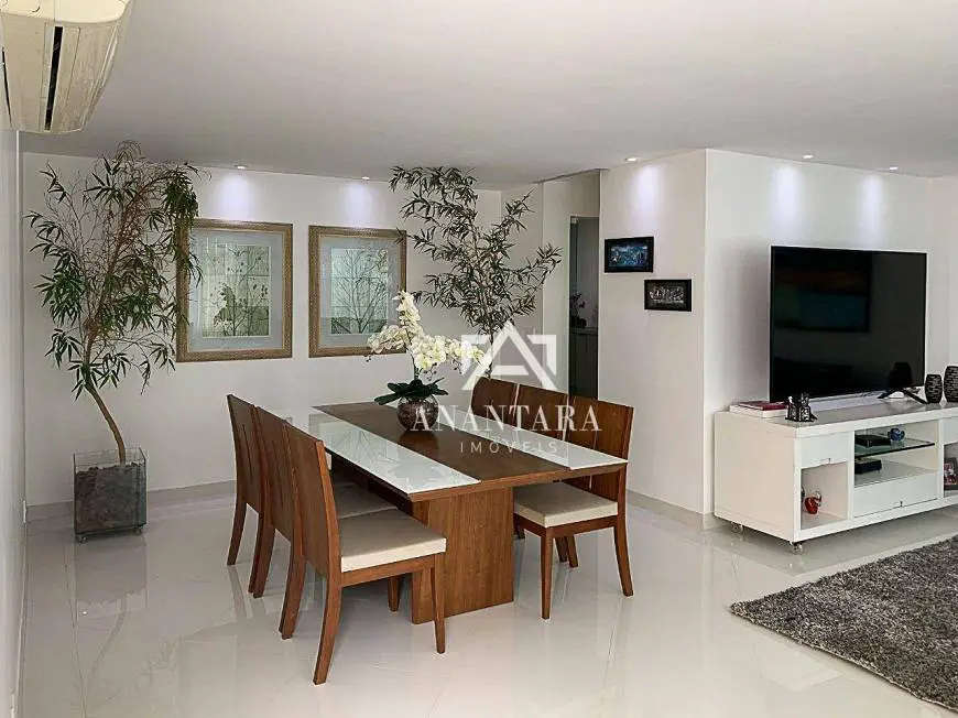 Foto 2 de Casa de Condomínio com 6 Quartos à venda, 300m² em Barra da Tijuca, Rio de Janeiro