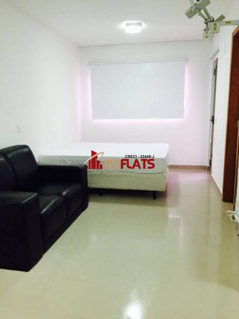 Foto 1 de Flat com 1 Quarto à venda, 30m² em Campo Belo, São Paulo