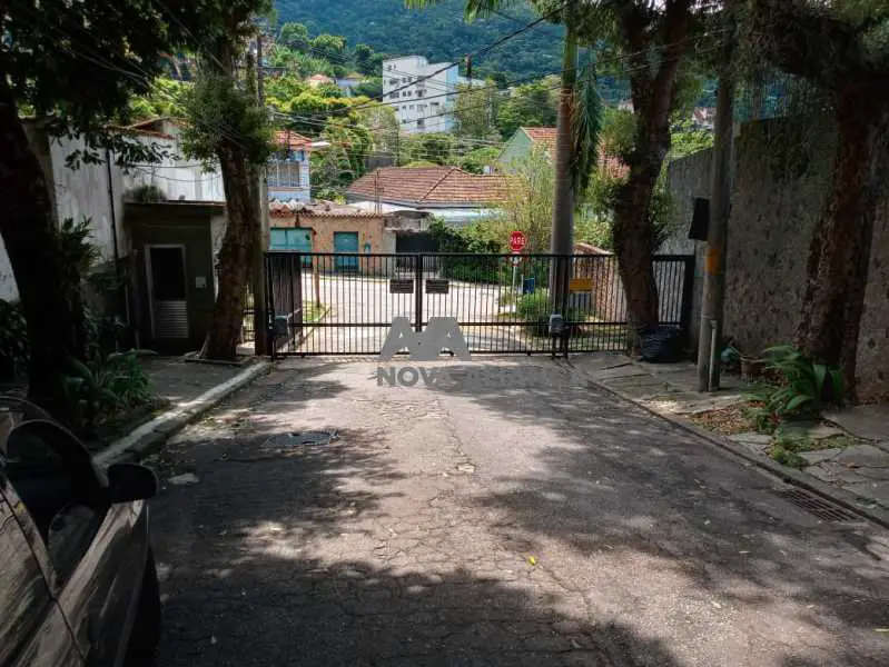 Foto 1 de Lote/Terreno com 1 Quarto à venda, 811m² em Alto da Boa Vista, Rio de Janeiro