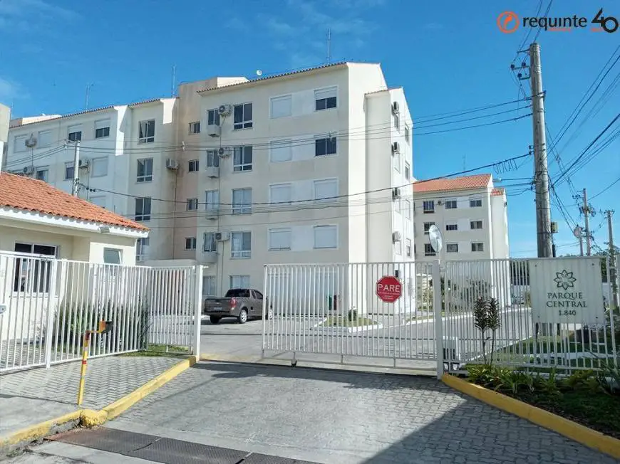 Foto 1 de Apartamento com 3 Quartos para alugar, 77m² em Centro, Pelotas