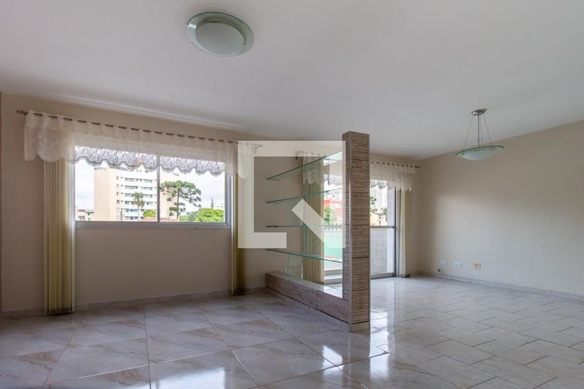 Foto 1 de Apartamento com 3 Quartos para alugar, 95m² em Rebouças, Curitiba