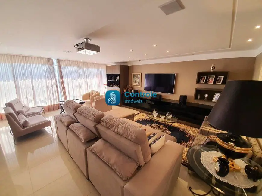 Foto 2 de Apartamento com 4 Quartos à venda, 206m² em Centro, Florianópolis