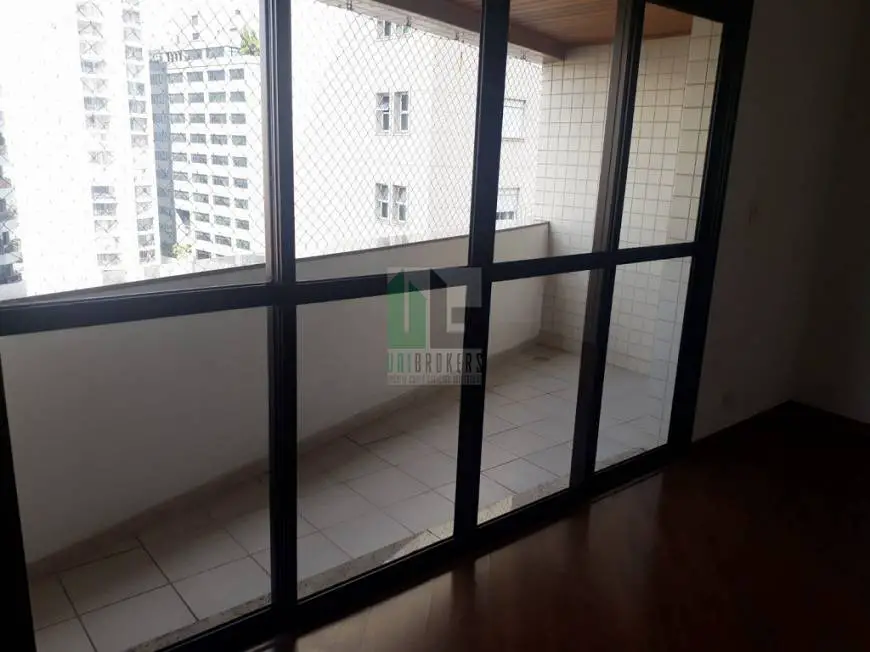 Foto 2 de Apartamento com 4 Quartos para venda ou aluguel, 143m² em Vila Mariana, São Paulo