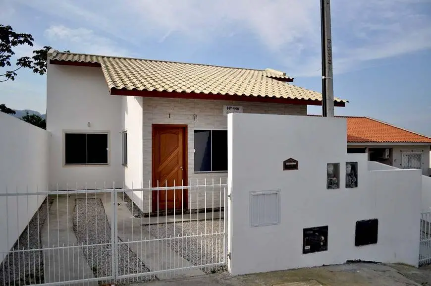 Foto 1 de Casa com 2 Quartos para alugar, 50m² em Bela Vista, Palhoça
