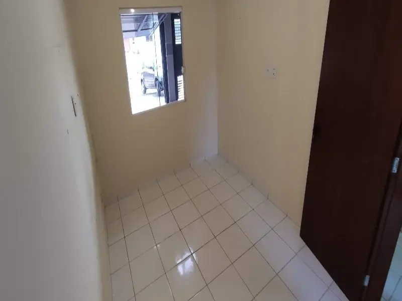 Foto 4 de Casa com 2 Quartos para alugar, 90m² em Rio Verde, Colombo