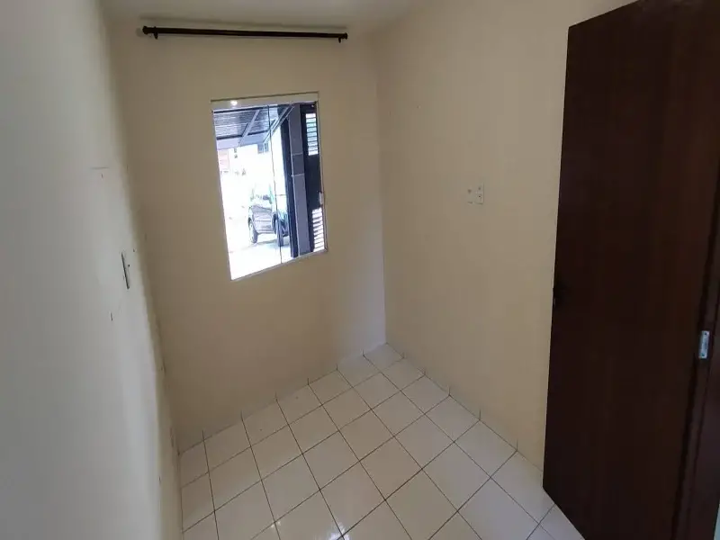 Foto 5 de Casa com 2 Quartos para alugar, 90m² em Rio Verde, Colombo