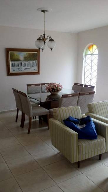 Foto 3 de Casa com 2 Quartos à venda, 300m² em Vila Mesquita, Bauru